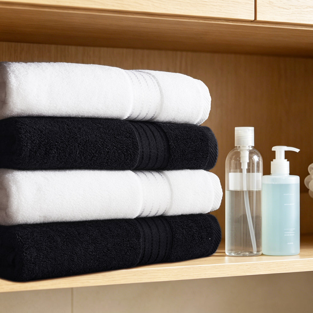 Black+ White 4 Piece Luxury Bath Towels